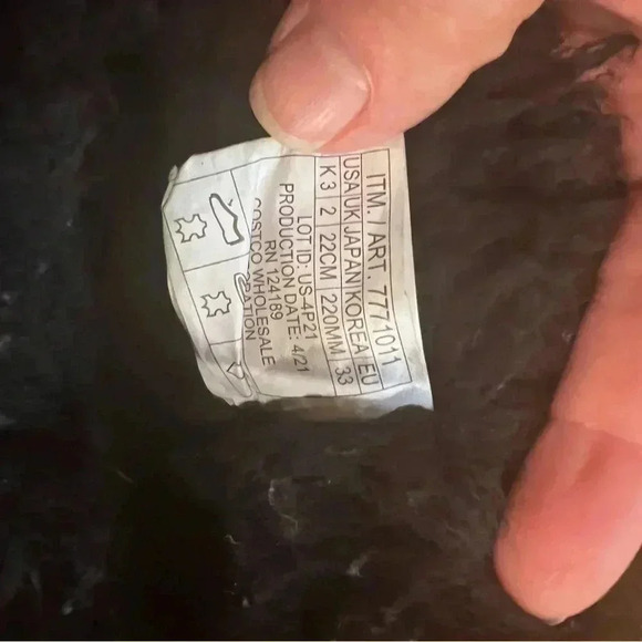 girls kids 3 black gray 100% shearling wool inside boots booties Costco - Picture 7 of 12